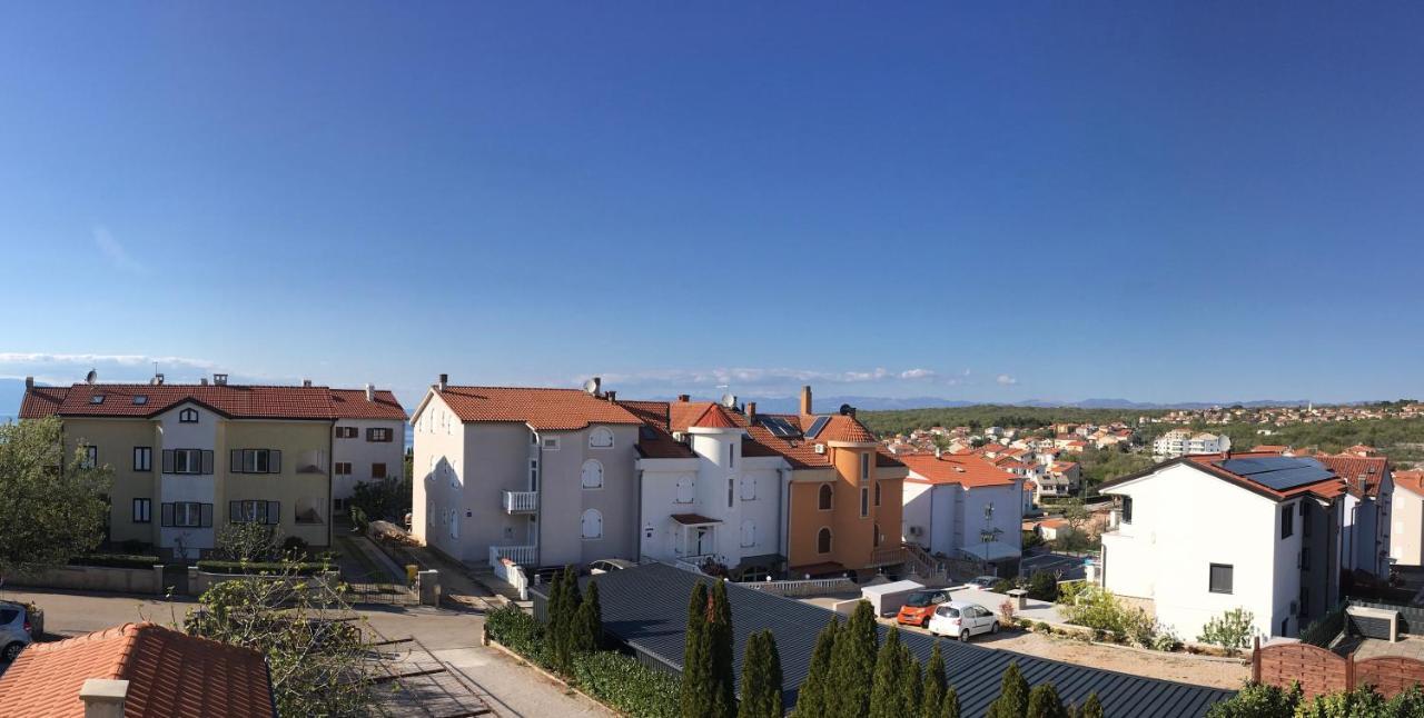 Mitra Apartments Malinska Luaran gambar