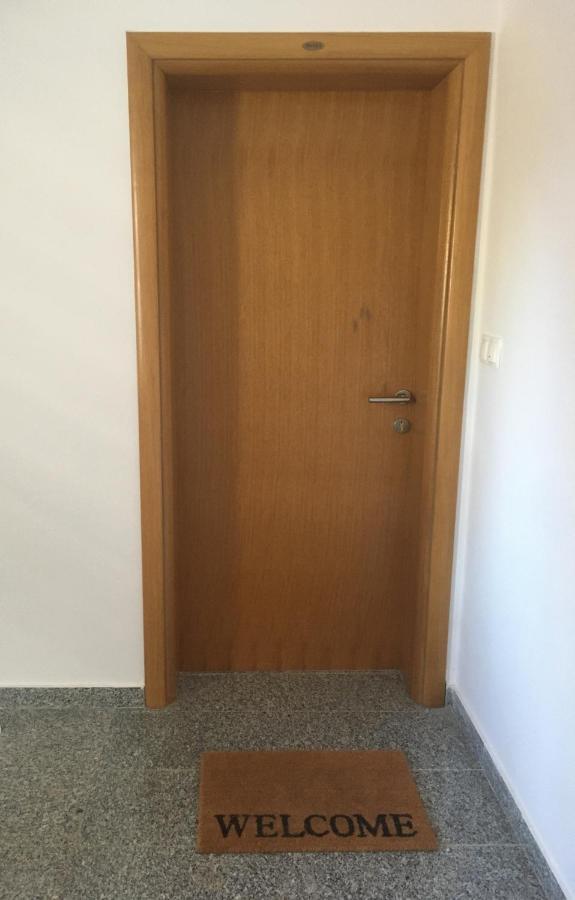 Mitra Apartments Malinska Luaran gambar